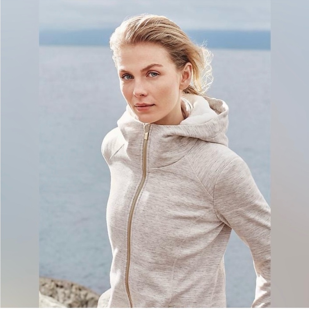 Athleta Luxe Stronger Hoodie in Oatmeal
